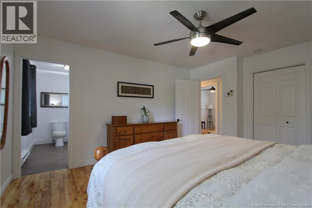 10 Princeton Avenue - 25