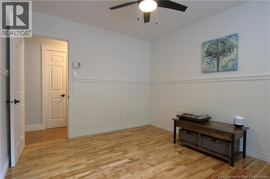 10 Princeton Avenue - 33