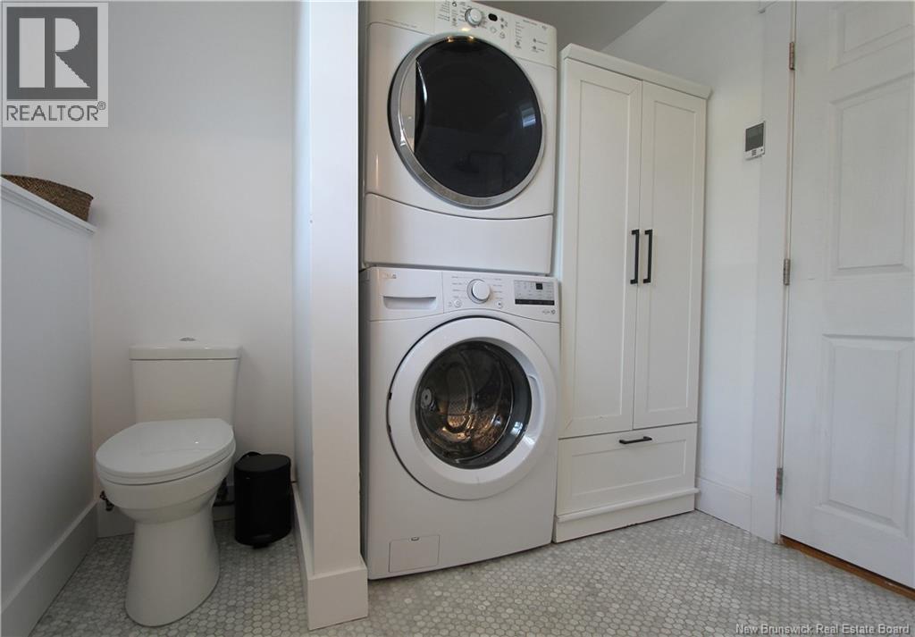 10 Princeton Avenue - 35