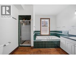 Attic - 265 Macnab Street North, Hamilton, ON L8L1K2 Photo 7
