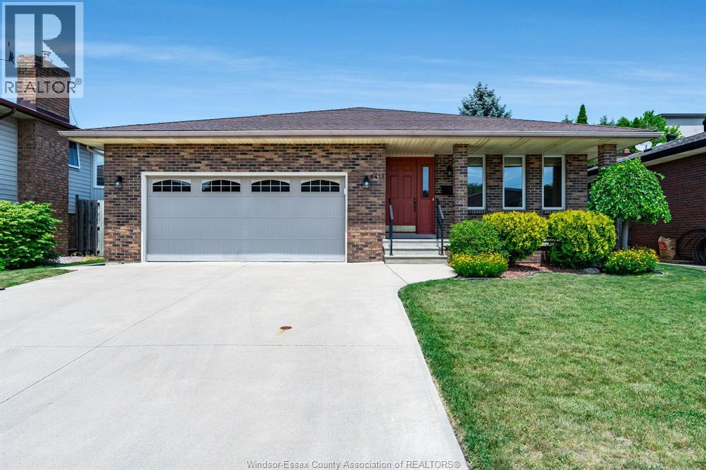 8418 Kingston - 1