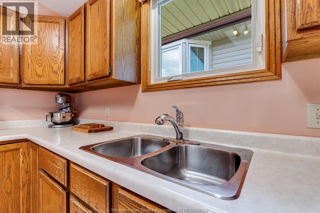 8418 Kingston - 10