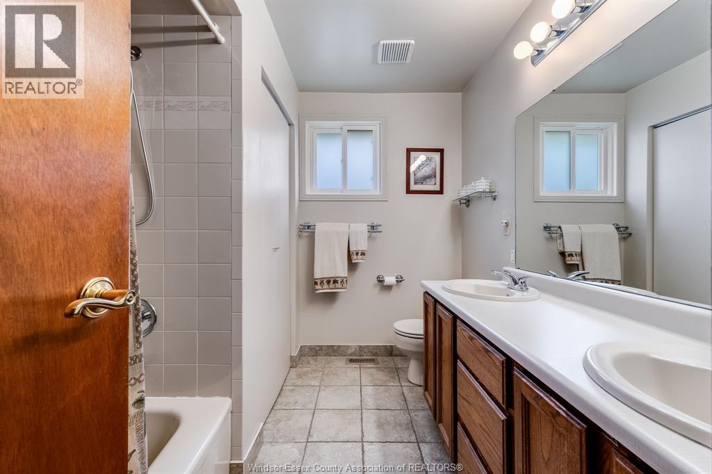 8418 Kingston - 14