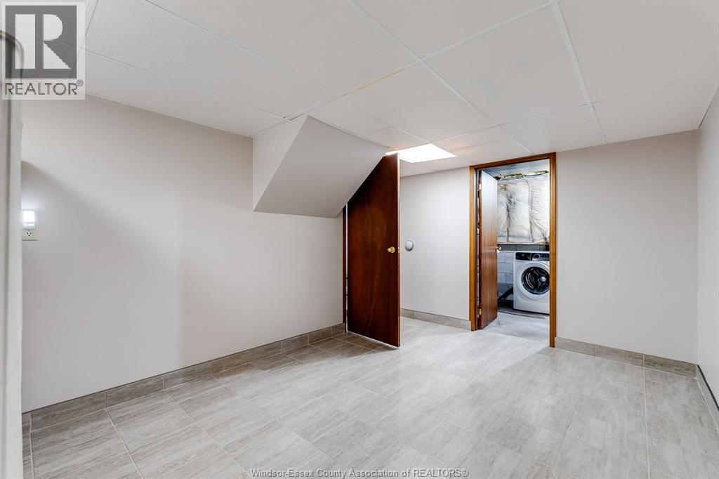 8418 Kingston - 30
