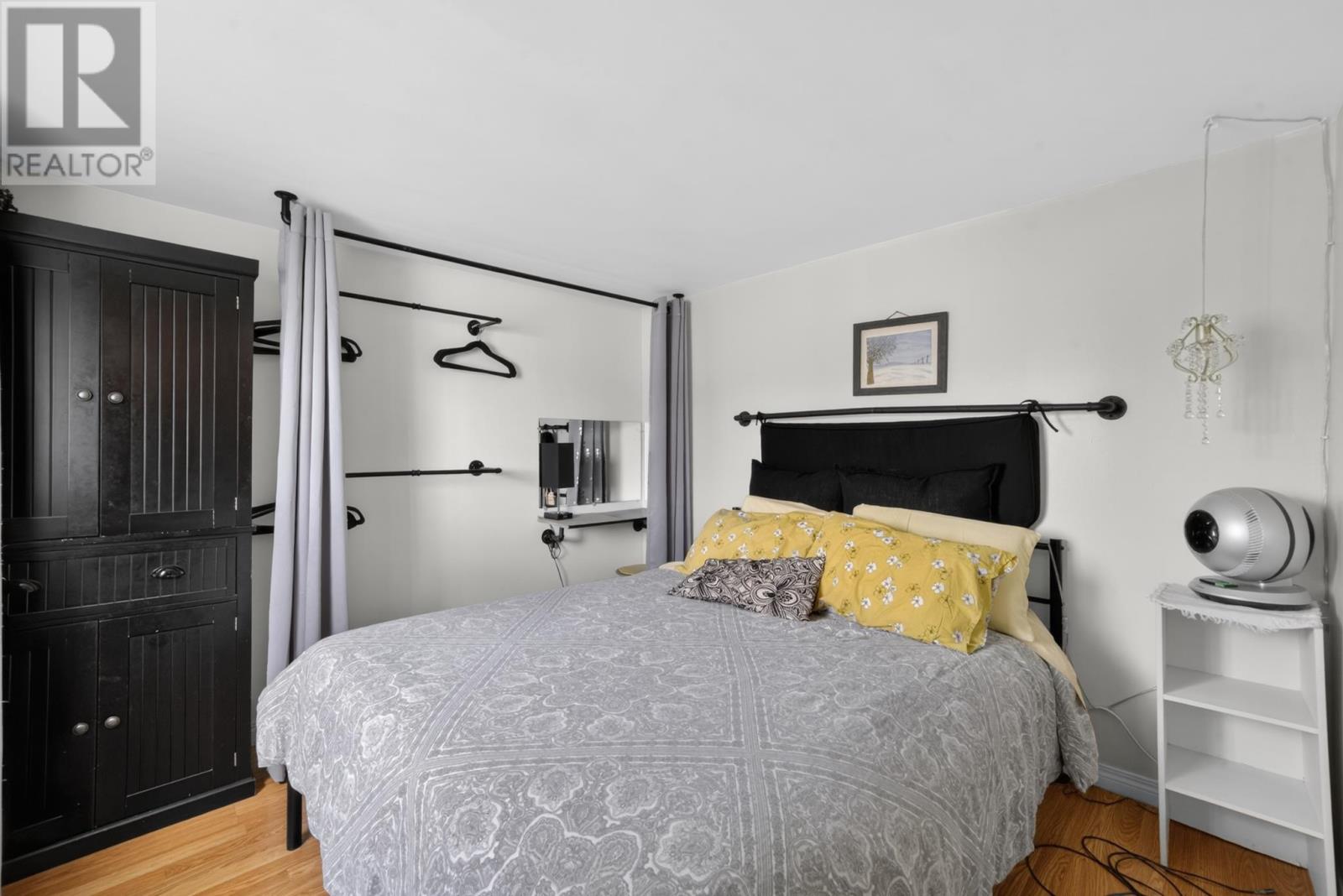 415 First Street South - 14
