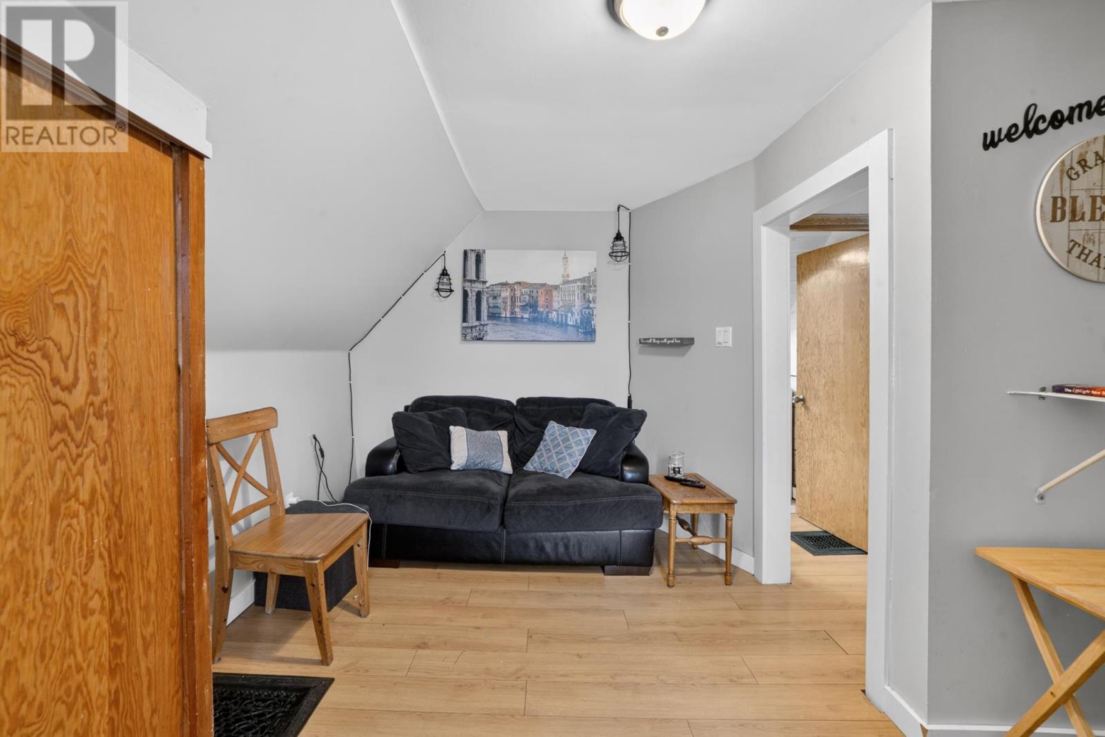 415 First Street South - 18