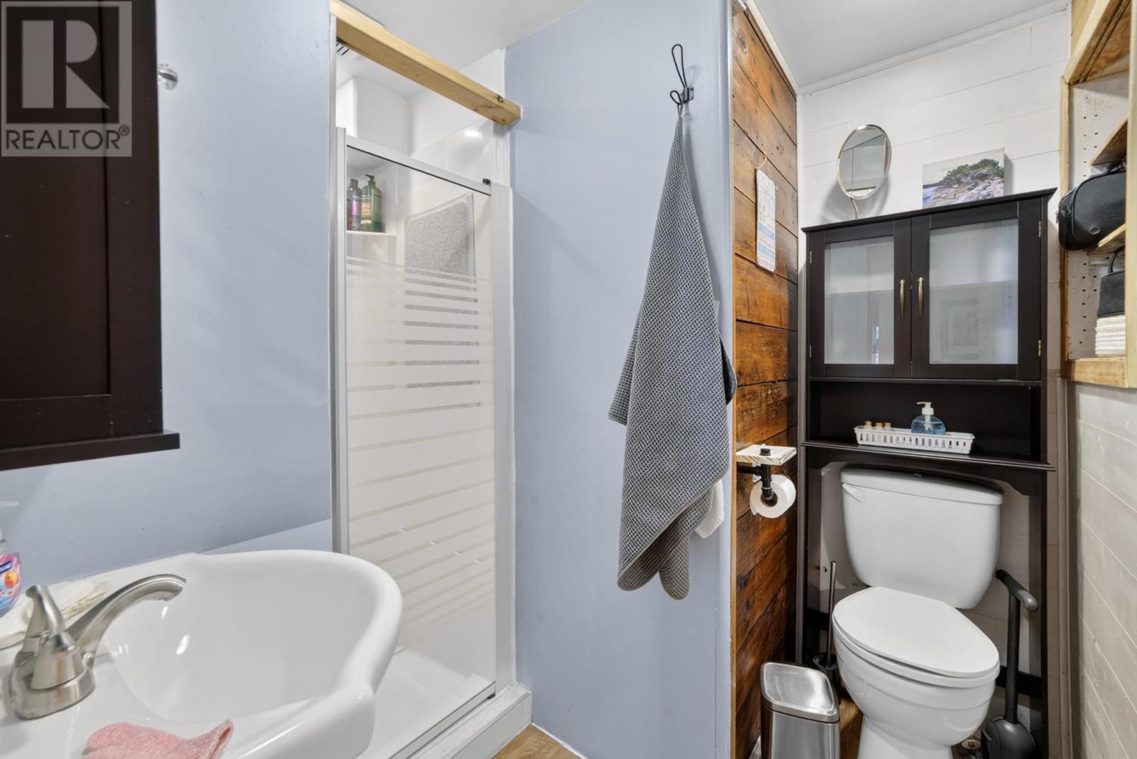 415 First Street South - 15