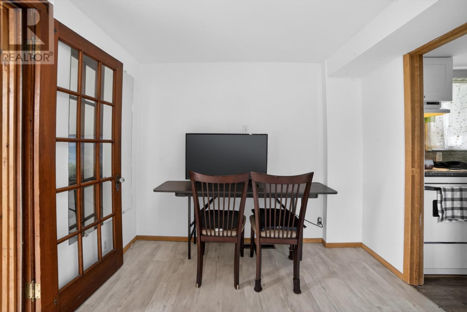 415 First Street South - 30