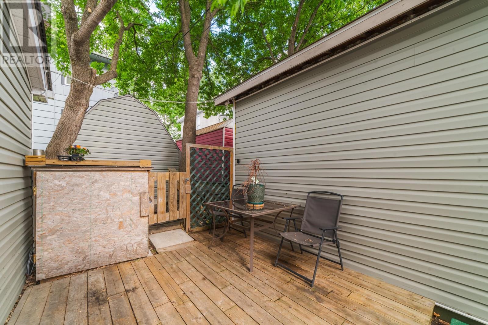 415 First Street South - 43