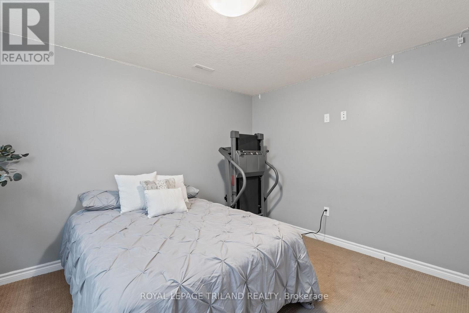 38 LEESBORO TRAIL - 32