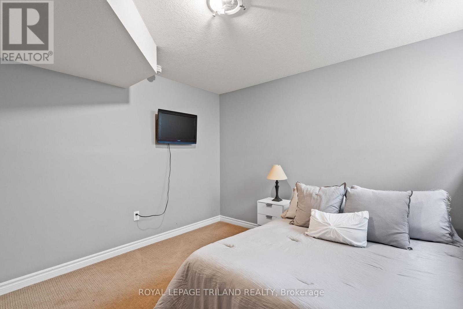 38 LEESBORO TRAIL - 34
