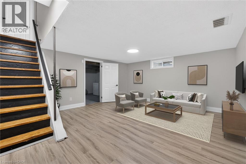 65 WOODMAN Drive S - 33