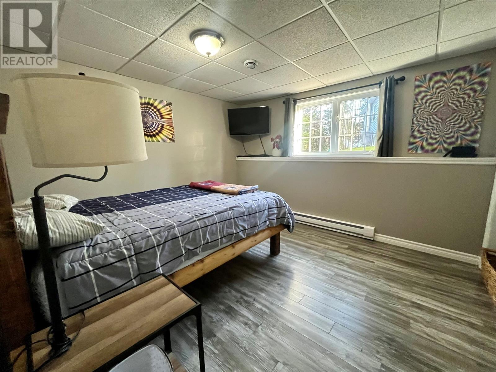 17 Hillview Avenue - 22