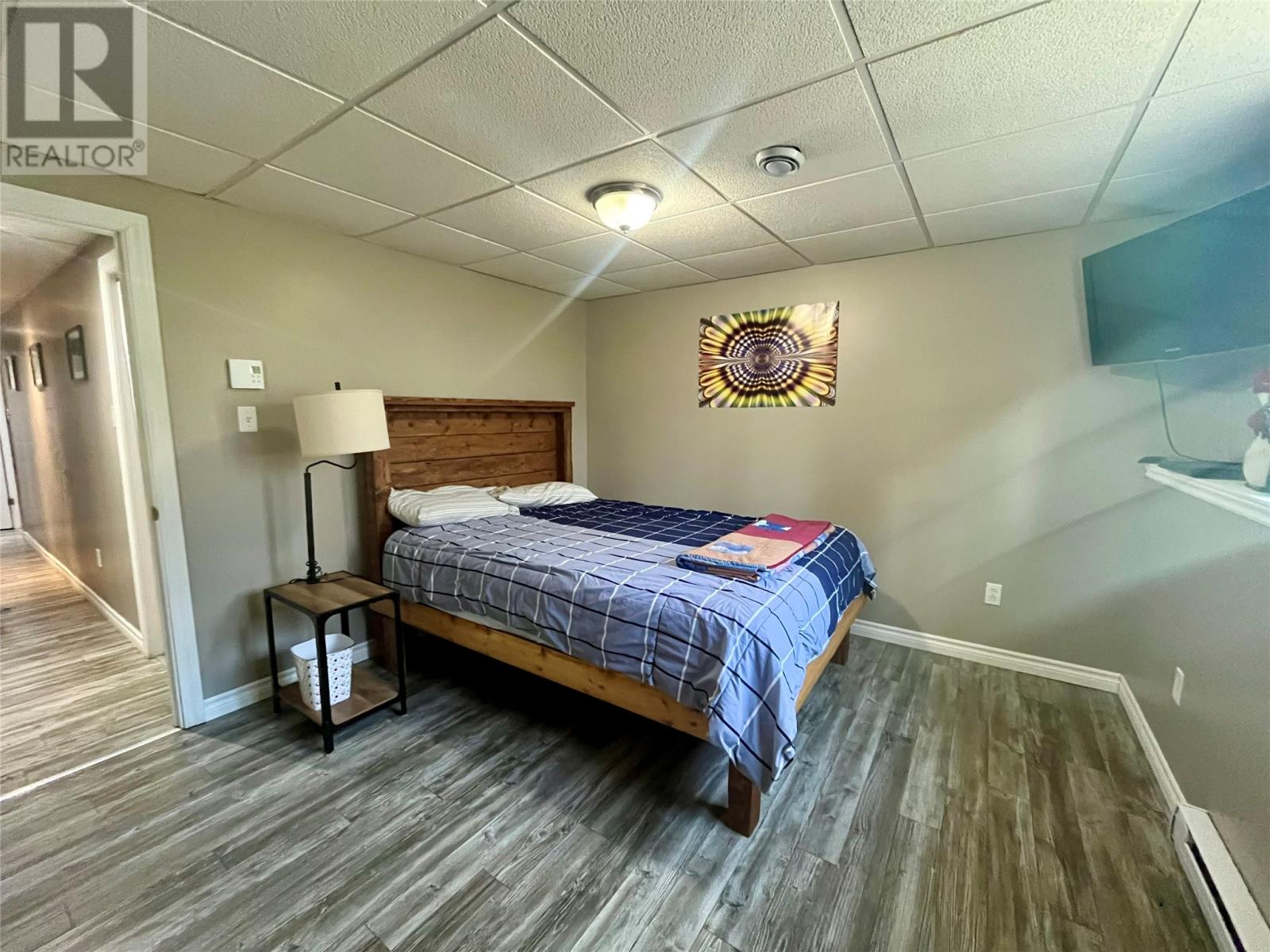 17 Hillview Avenue - 23