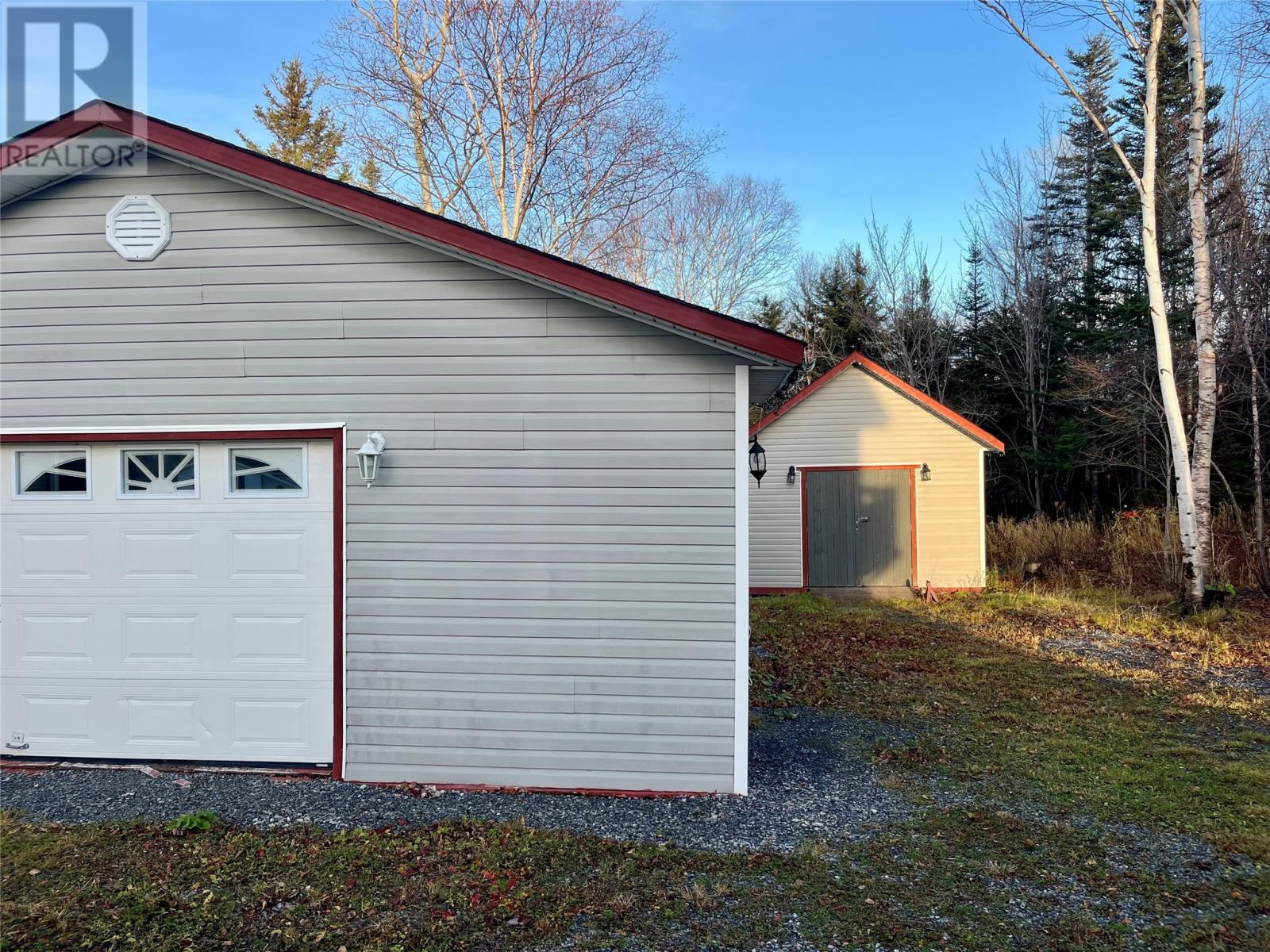 17 Hillview Avenue - 30