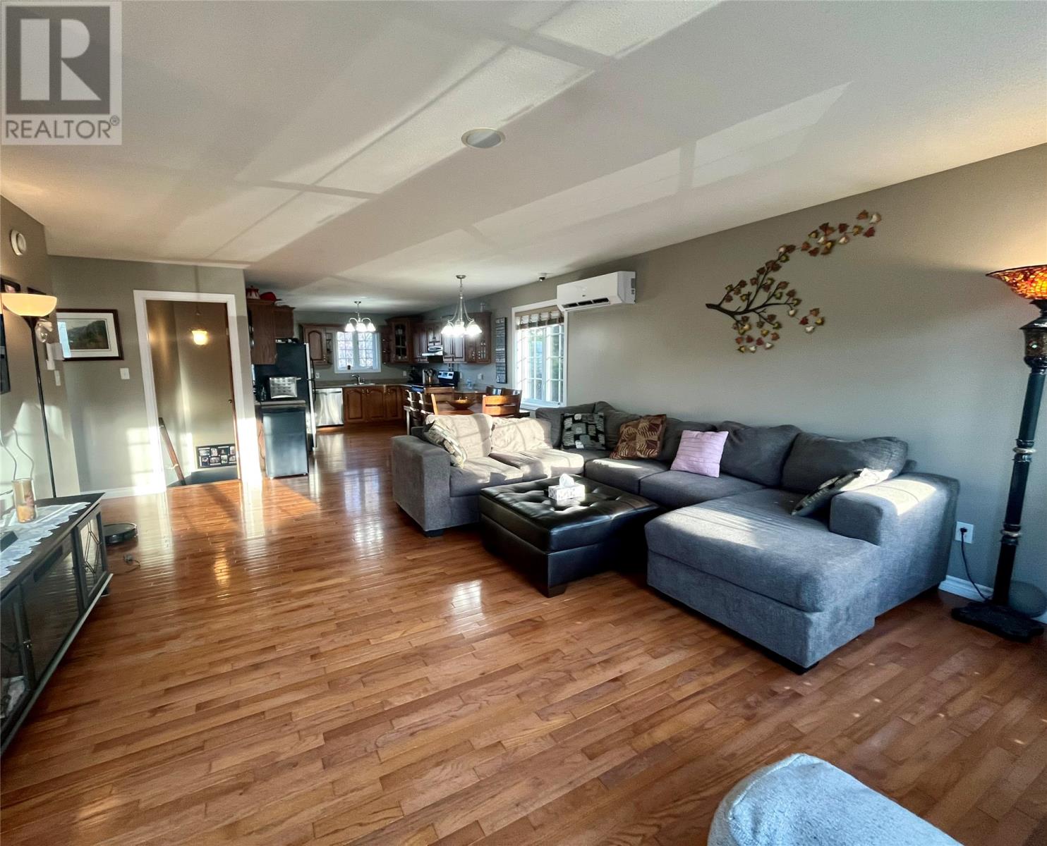 17 Hillview Avenue - 9