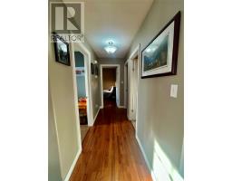 17 Hillview Avenue thumbnail 17