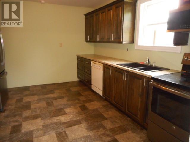 14 Access Road - Image 4