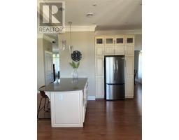 237 John Cabot Drive thumbnail 13