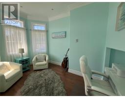 237 John Cabot Drive thumbnail 21