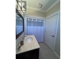 237 John Cabot Drive thumbnail 31