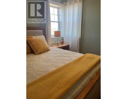 237 John Cabot Drive thumbnail 32
