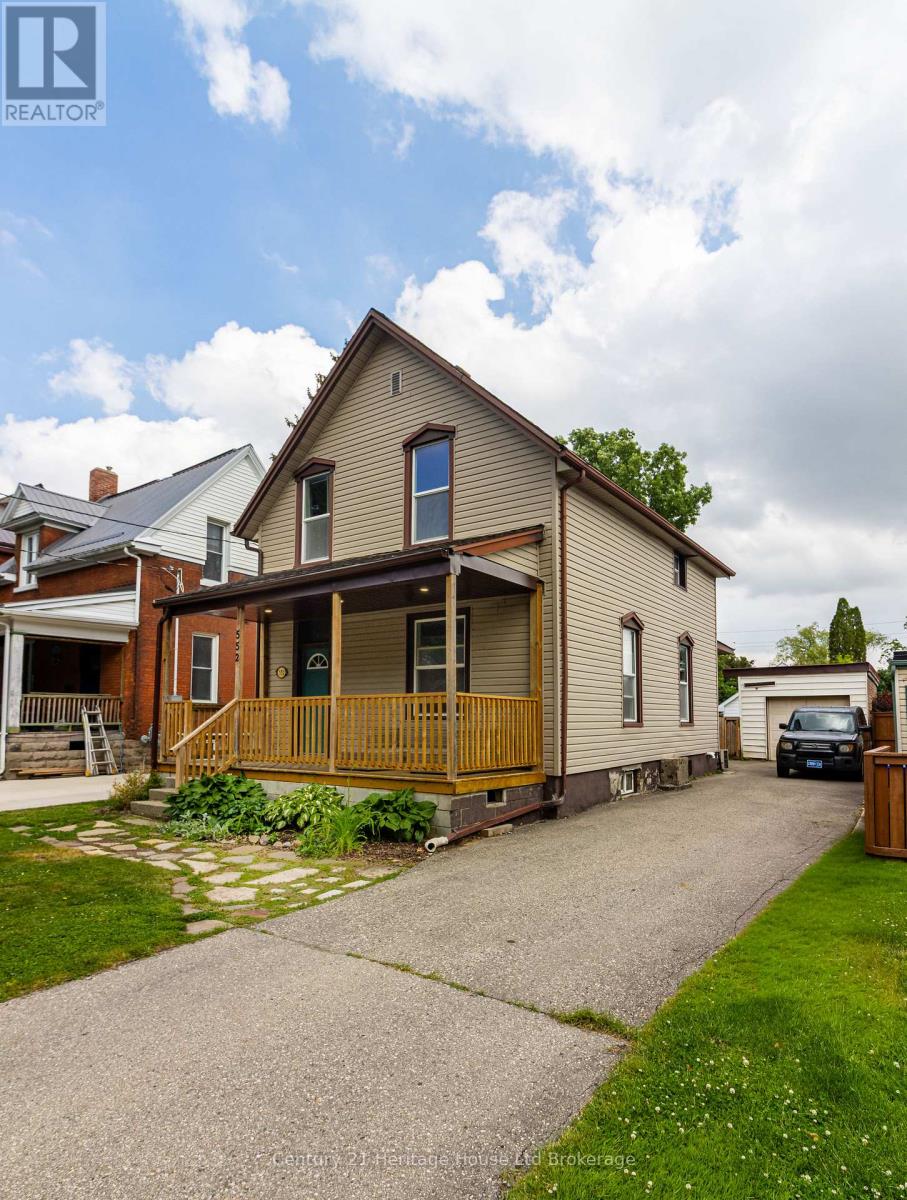 552 HATCH STREET - 1