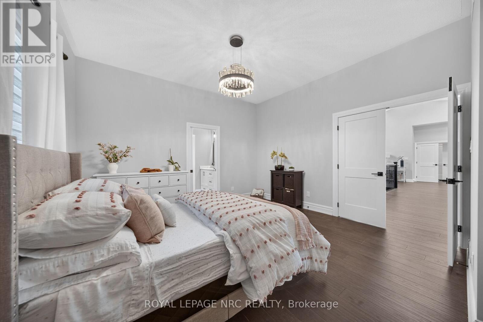 410 KINGSWAY ROAD - 23