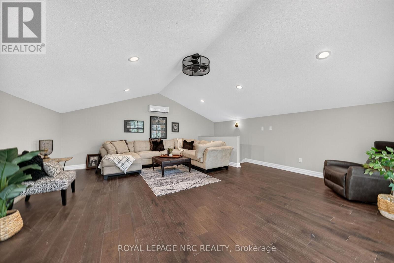 410 KINGSWAY ROAD - 30