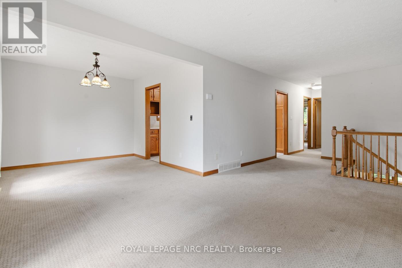 12 HARVEST OAK DRIVE - 5