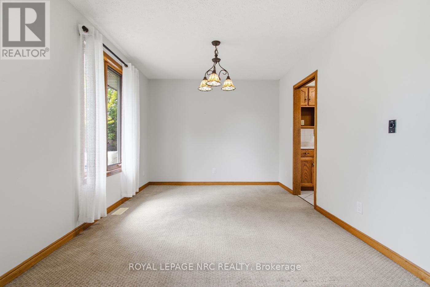 12 HARVEST OAK DRIVE - 7