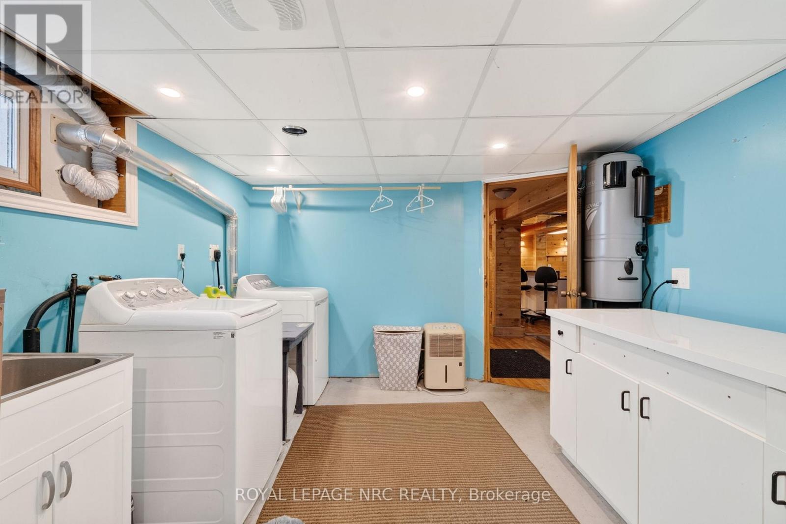 239 PHIPPS STREET - 33