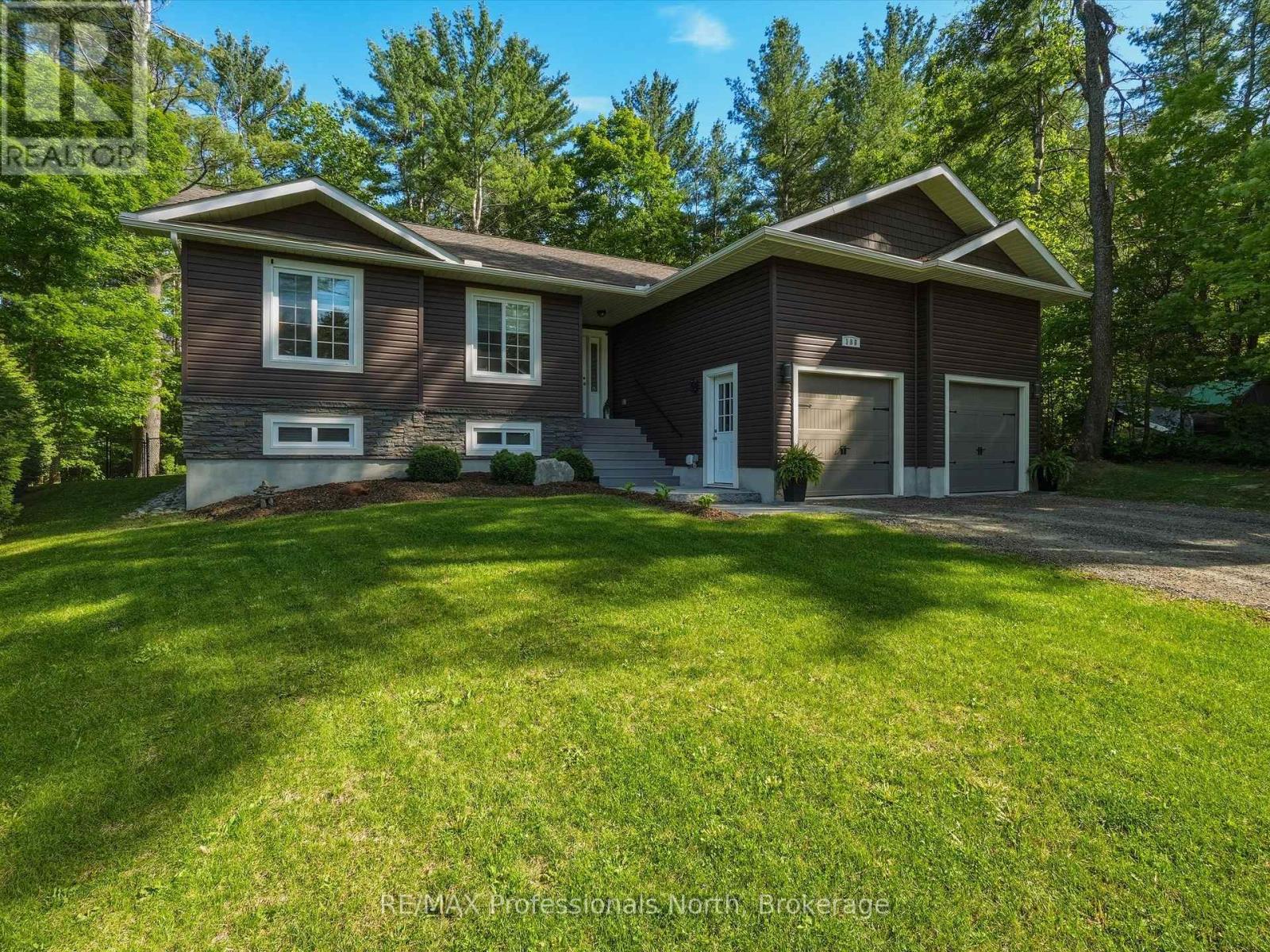 188 VEL-DOR CRESCENT - 2