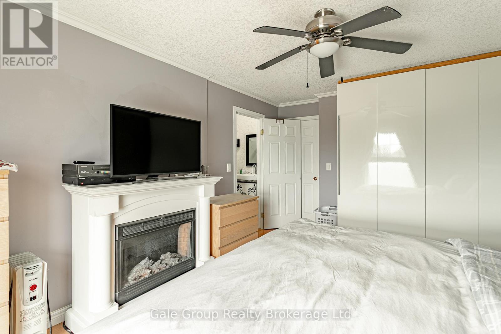719 SOUTHWOOD WAY - 17