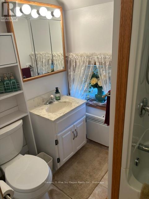 425 WORTHINGTON STREET E - 23