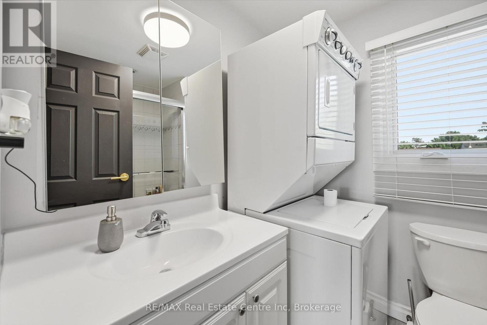 580 CLOVER PARK CRESCENT - 31