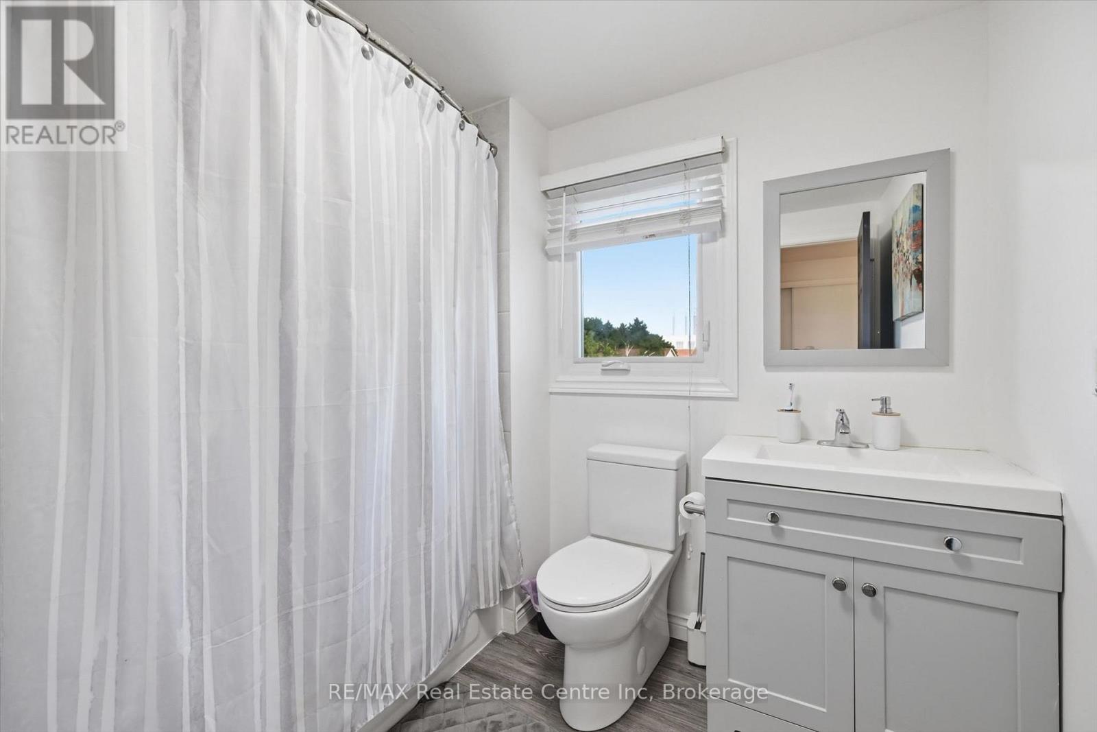 580 CLOVER PARK CRESCENT - 33