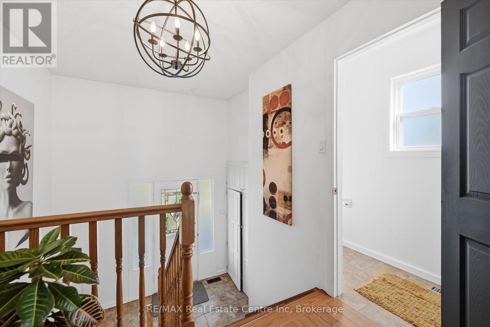 580 CLOVER PARK CRESCENT - 6
