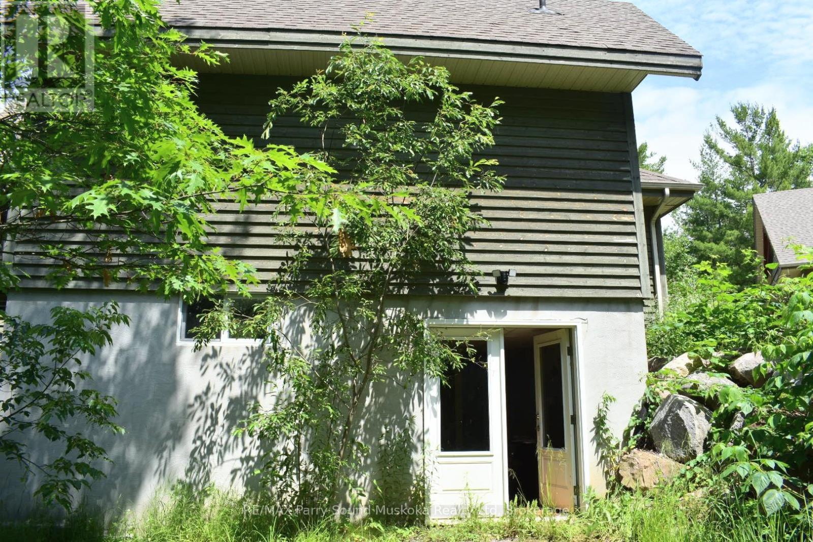 9 DESMASDONS ROAD - 33