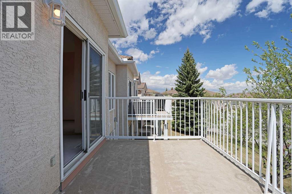 78 Hamptons Link NW - 13