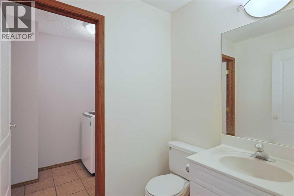 78 Hamptons Link NW - 14