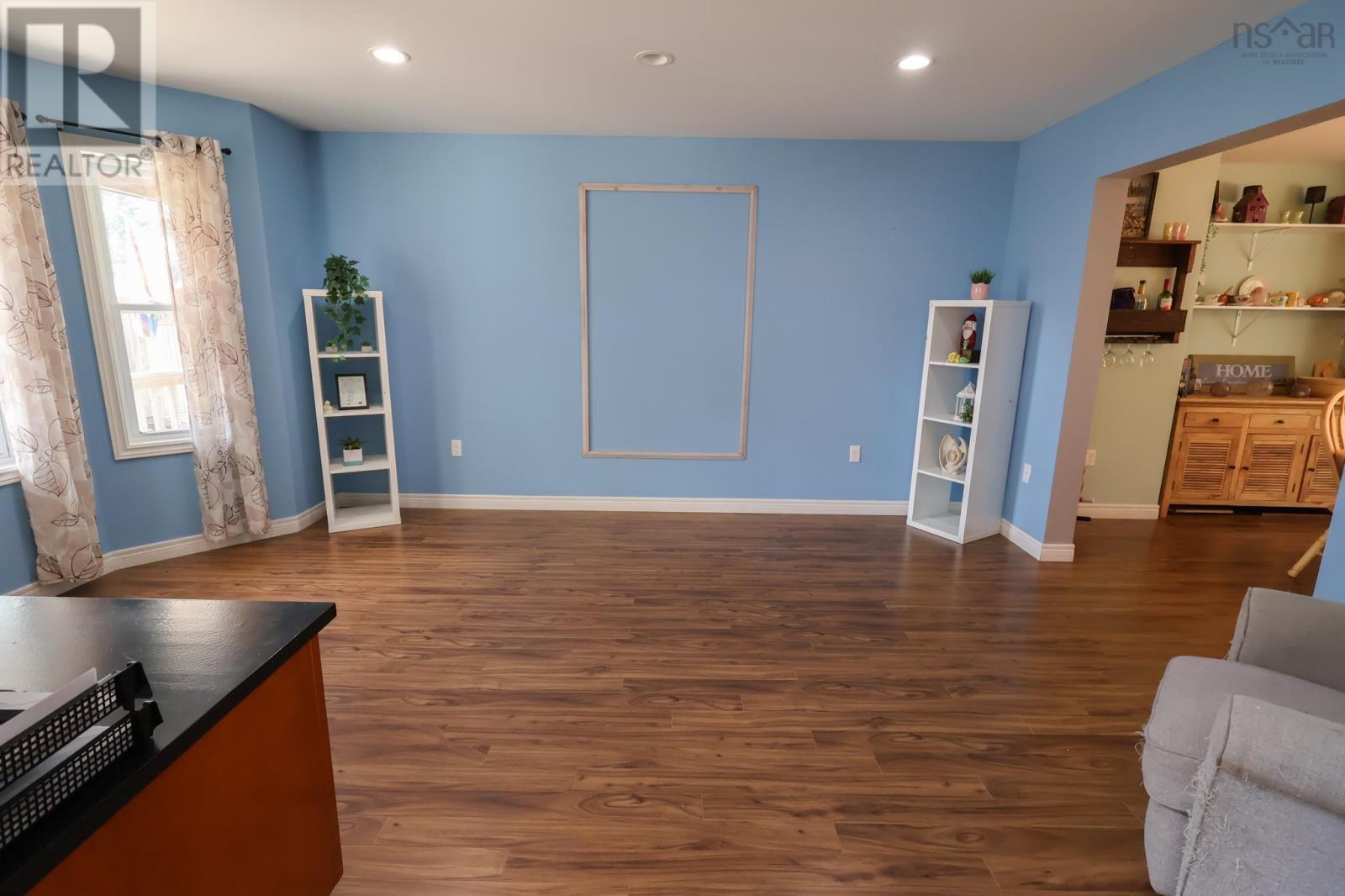 4876 Highway 210 - 5