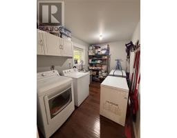 10 Riverbank Road thumbnail 14