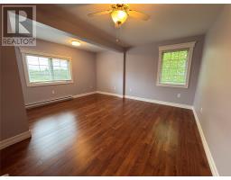 10 Riverbank Road thumbnail 21