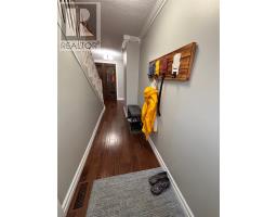 10 Riverbank Road thumbnail 4