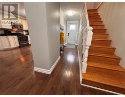10 Riverbank Road thumbnail 5