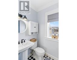 28 Church Road thumbnail 16