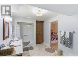 28 Church Road thumbnail 35