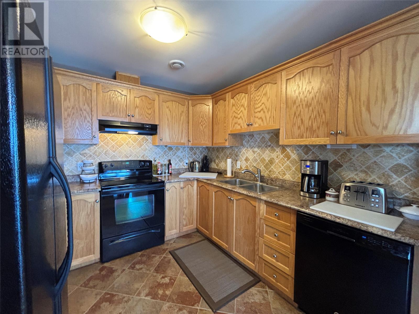 28-29 Burnt Woods Road - 15