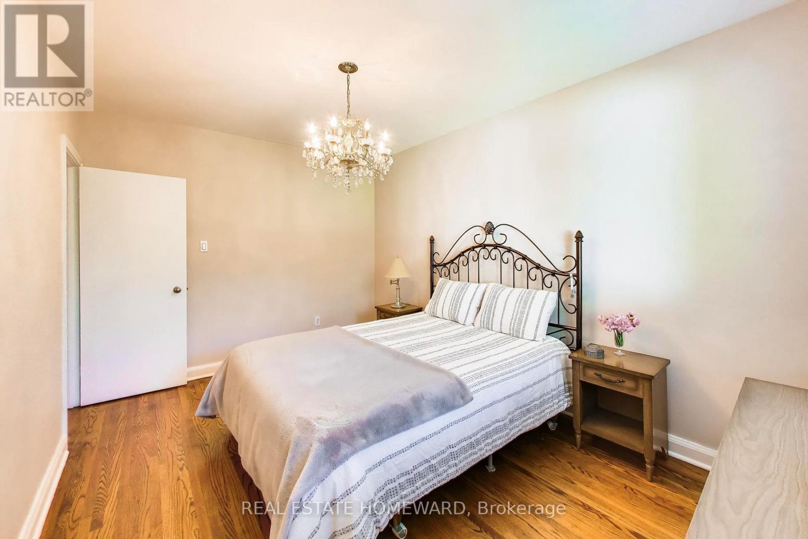 4 MARTORINO DRIVE - 14